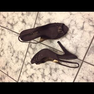⭐️ Nina's Brown Crystal Peep Toe Slingback Heels Pump
